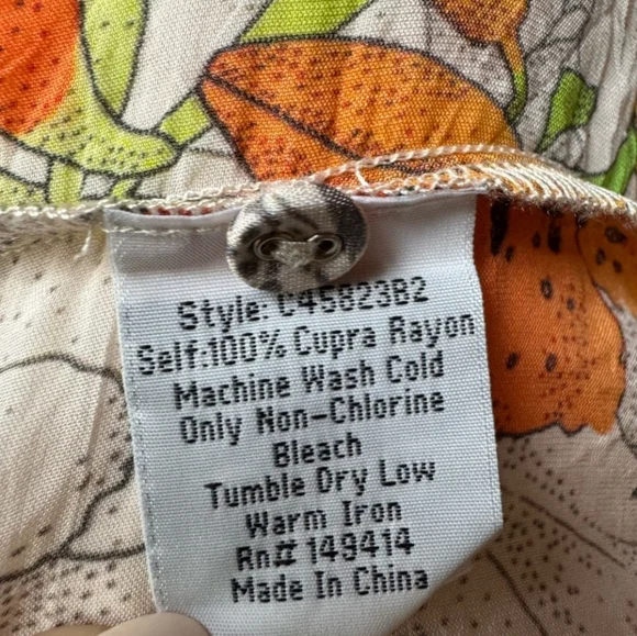 JOHNNY WAS Sequence Georgina Kimono Style Vibrant Floral Blouse NWT Size Medium - Picture 12 of 13